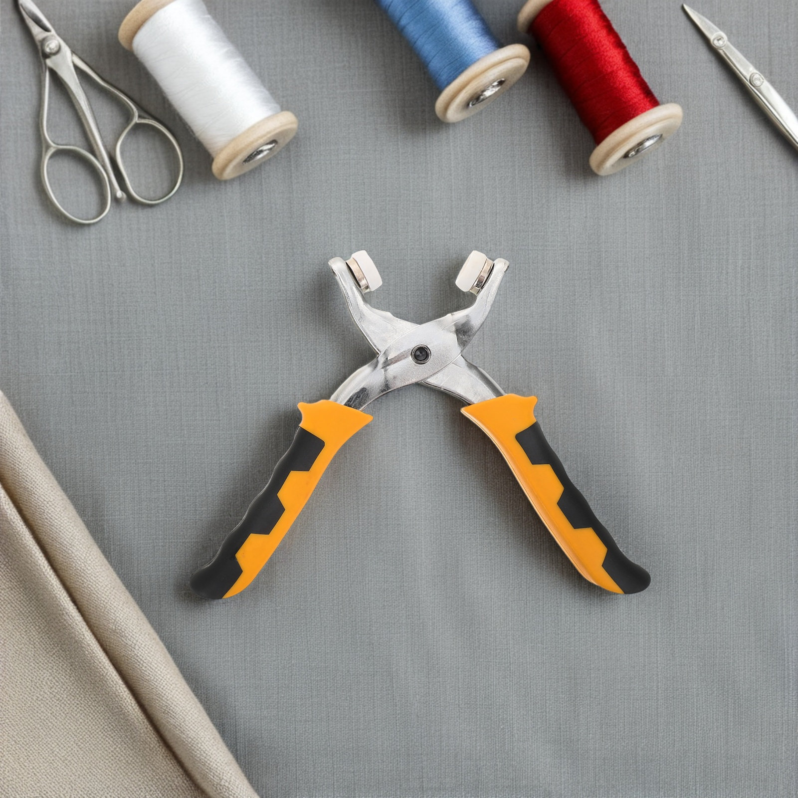 スナップボタン用プライヤー。握りやすいグリップで、衣類やキャ - Snap Plier Setter のレビューと価格